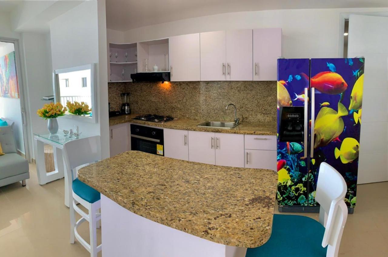 Apartamento 2 Bedroom Beachfront 2p1-al With Pool And Wifi *