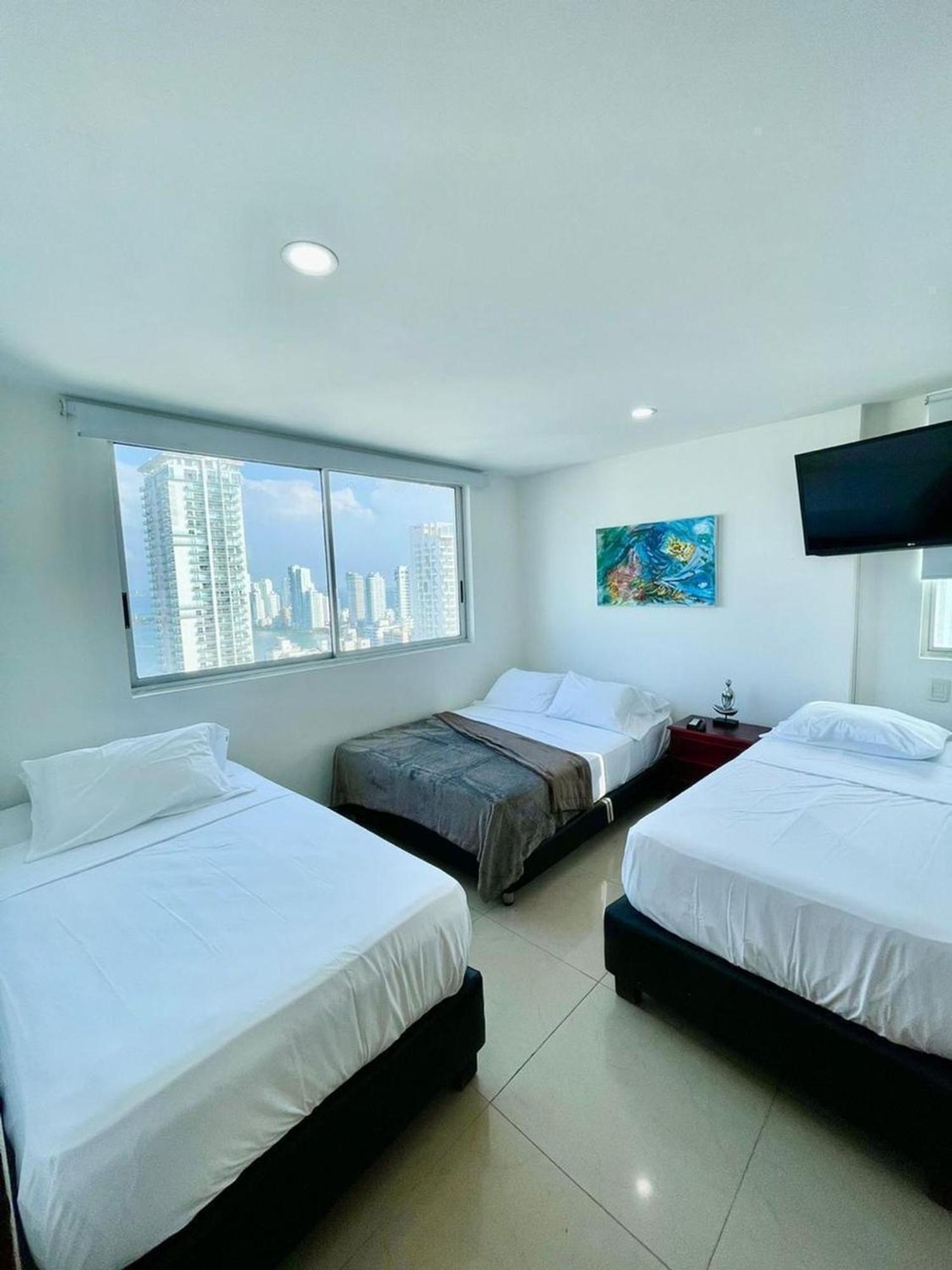 Apartamento 2 Bedroom Beachfront 2p1-al With Pool And Wifi